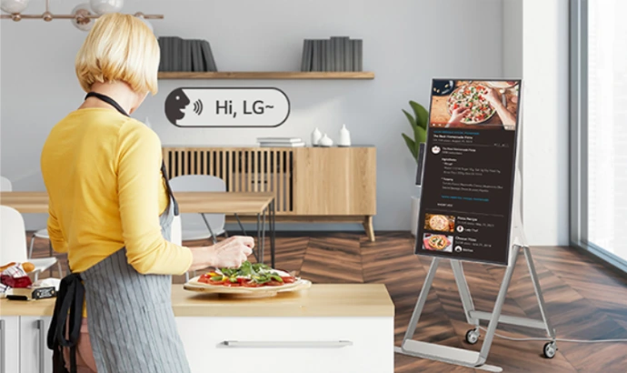 lg interactive display uae